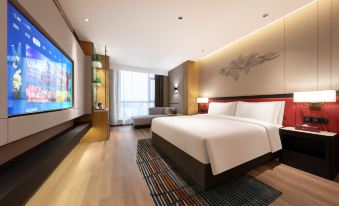 The GiorgioMorandi Hotels (Weihai Huoju 8th Street International Coastal Baths)