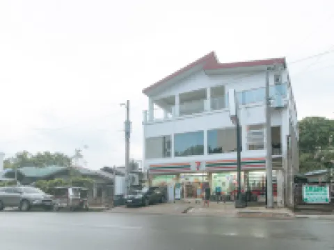 RedDoorz @ Alaminos Pangasinan Hoteles en Alaminos