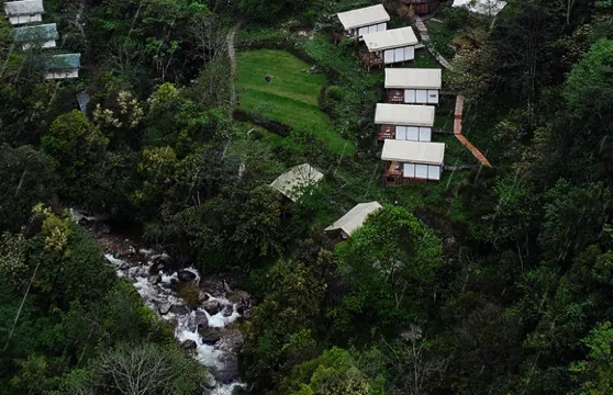 石月亮星谷野奢酒店
