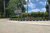 Pleai Ta Lea Resort Hotels in Tha Mai