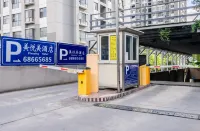 Pleasing Hotel - parking