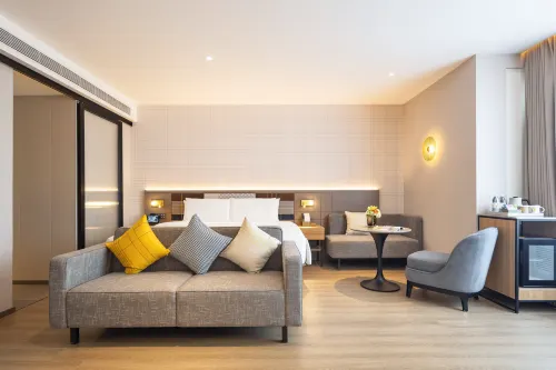 Homeinn Plus Hotel  (Tongliao  Government)