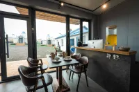 Erguna City Black Mountain Head Wild B&B