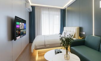 Mornady Boutique Hotel (Longhu Binjiang Shangcheng Store, Jiangning Binjiang EDZ, Nanjing)