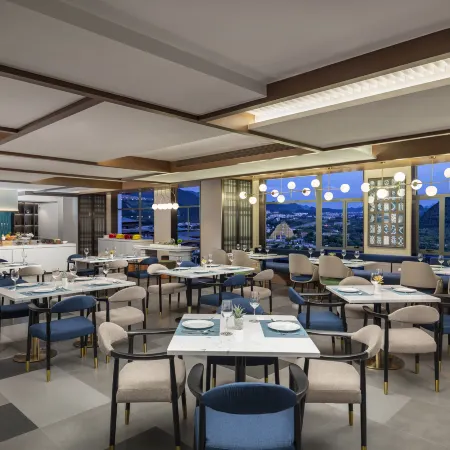 Hilton Garden Inn Xingyi Wanfenglin