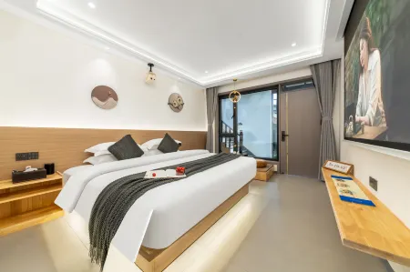 Ruinan Residence Villa Отели рядом с достопримечательностью «Dabai Tower»