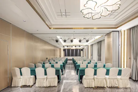 Melodious & Cozy Hotel Отели в г. Сяньнин