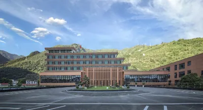 XING SHAN TAO HU ALING HOT SPRING RESORT HOTEL