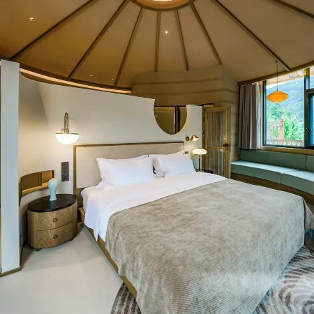 Lingyin Ancient Village Hotel