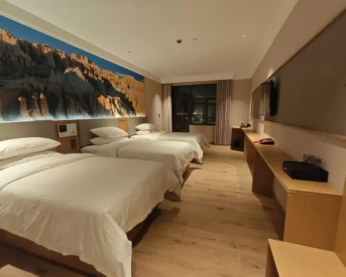 Yunshang Hotel Hotels in Coqen