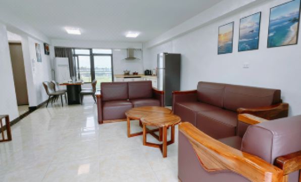 Ocean Breeze Apartment