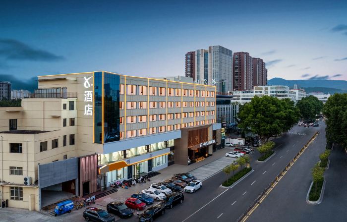 Xc hotel