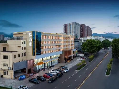 Xc hotel Hotels in Gaoping