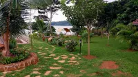 The Biira Residence - Parkplatz