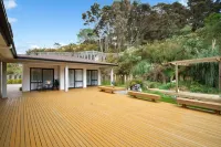 Alpaca Manor Hotels in Orewa