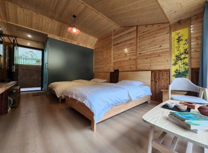 光霧山紅樹民宿