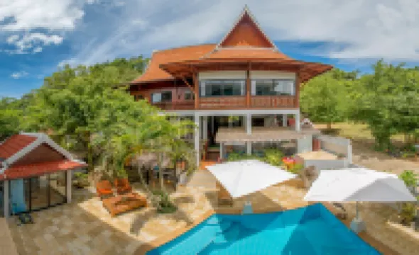 水晶灣頂層公寓