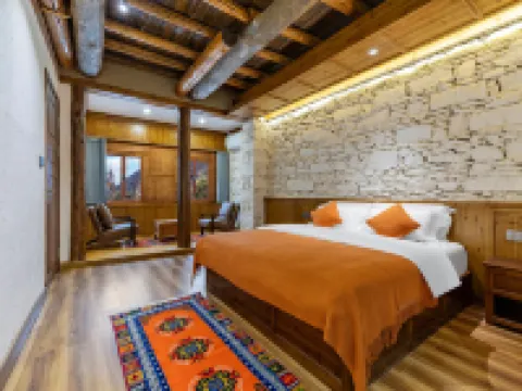 白瑪康欽·山景星空民宿（丹巴梭坡藏寨店） 丹巴酒店