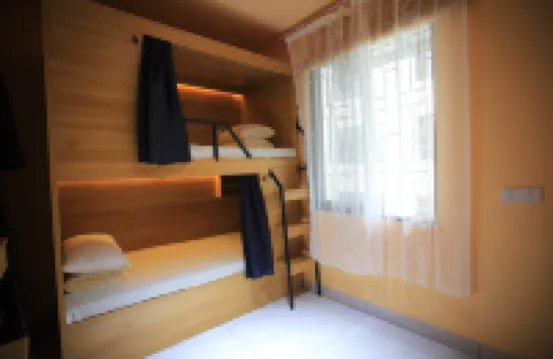 Xiang Yunbian Hostel (Elephant Trunk Hill Two Rivers and Four Lakes)