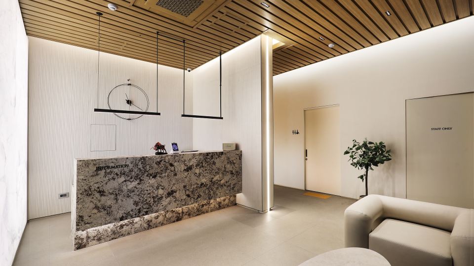 Seoul Inn Hotel by the Designers