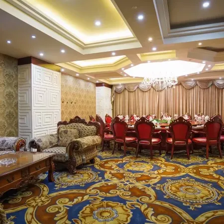 Lu Hua Grand Hotel