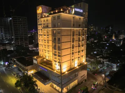 Harolds Hotel Cebu (formerly Harolds Evotel Cebu) Hotels near UP Cebu Dormitory
