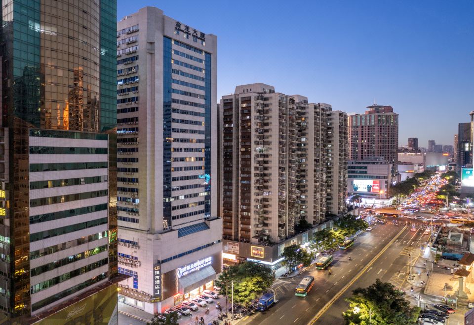 hotel overview picture