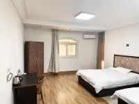 Huazhu Yijia Guesthouse