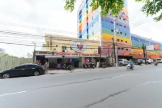 RedDoorz @ Clarkview 21st Street Angeles City