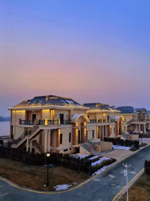 Shijiazhuang Hutuo River Art Ecological Island Resort Hotel Hotels near Zhengding Science and Technology Museum