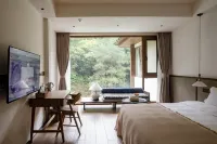 Youju B&B (Qingyuan Taihe Ancient Cave Gulongxia Branch)