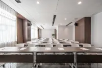 Luoyang Rezen Select Hotel (Wangcheng Park) - Bintang 4