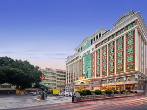 Golden Star Hotel