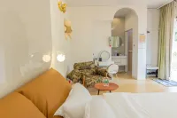 Wenchang Xiyu Garden Resort Wooden House Hotel - ติดทะเล