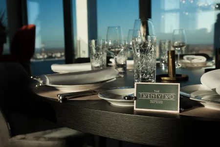 Metropol Palace, Belgrade Отели рядом с достопримечательностью «Здание Старого дворца в Белграде»