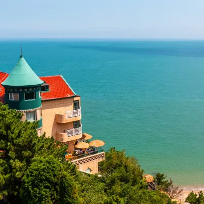 Qingdao Momer Cliff Ocean View Villas Hotel berhampiran Laoshan Scenic Spot