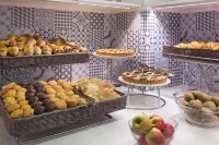 B&B Hotel Milano Cenisio Garibaldi - Breakfast