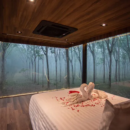 Timber Society Boutique Hideaway