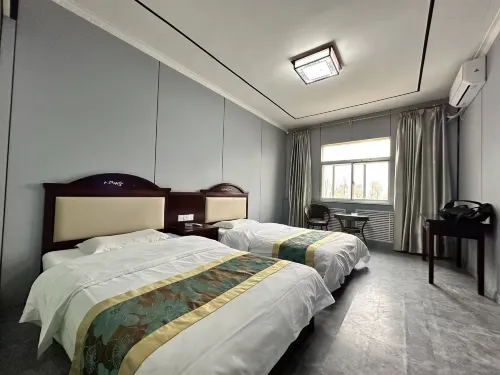 Yulin Xiangxu Theme Hotel - Inns
