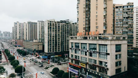 Anyue Yushang Theme Hotel