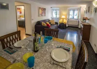 Mainetta Sea View Apartment with AC