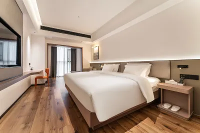 Silver Harbor Hotel (Chengdu Shuangliu Korean Town Store) Hotel dekat Southwest University for Nationalities (North Area)