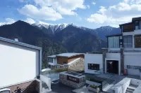 Gaer Manor Starry Sky City Homestay Hotels in Heishui