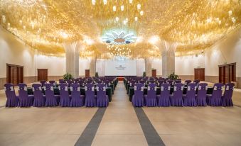 Mingmen Grand Rezen Hotel (Kunlun Lake Hotan New Night Market)