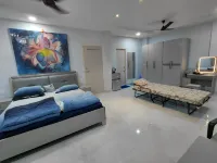 V & U Homestay Sadar