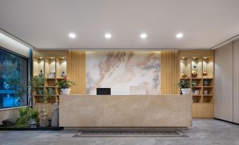 Olive Leaf Hotel (Changsha Wu Yi Square Railway Station)