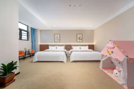 Left Bank Hotel (Qihe County Oulebao Marine Polar World) Отели в г. Цихэсянь