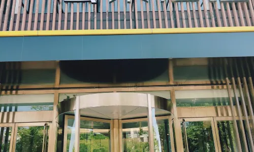 Hotel (Renqiu)