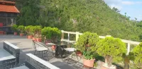 Cát Bà Mountain View Các khách sạn gần Ti Tốp Đỉnh núi Đảo