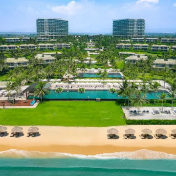 Alma Resort Cam Ranh Hotels near Khu Du Lịch Bãi Dài